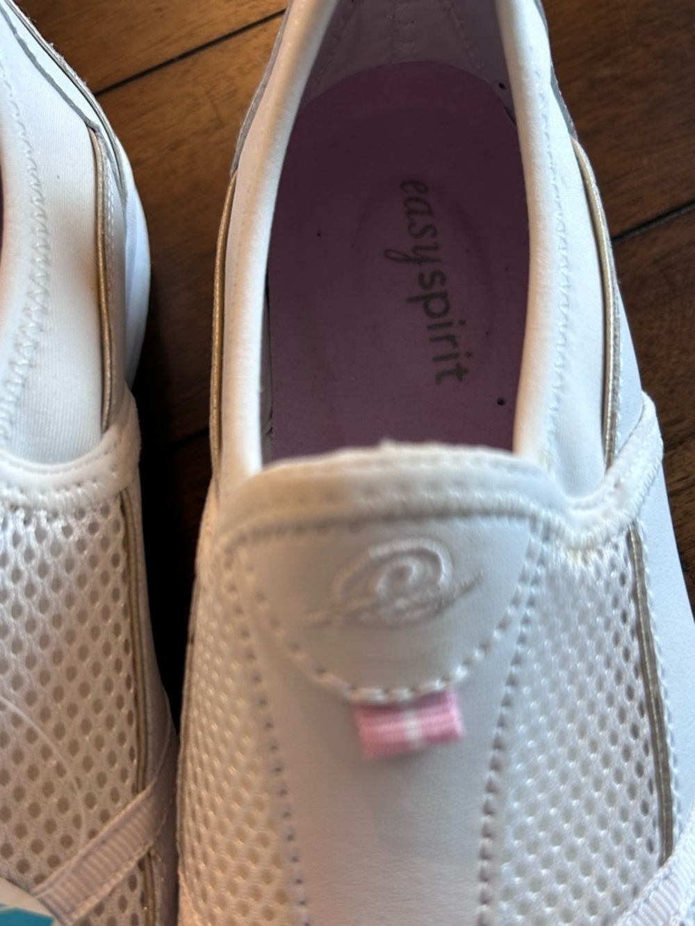 Easy Spirit Slip On Sneakers Spirit Level Walking Light Activity White 7 1/2 W - Picture 6 of 8